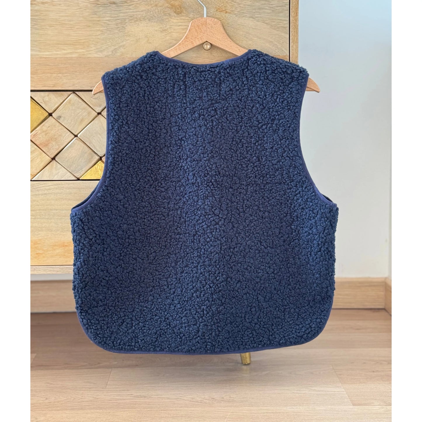 GILET SANS MANCHES EN MOUMOUTE COULEUR MARINE