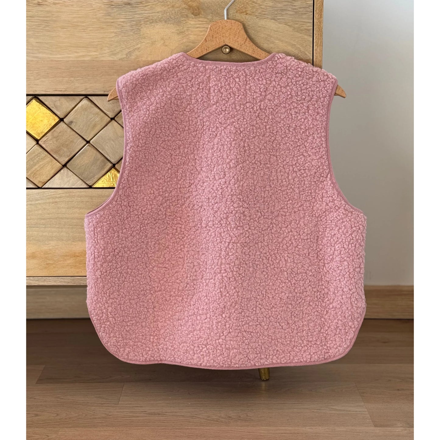 GILET VESTE SANS MANCHES EN MOUMOUTE COULEUR ROSE PÂLE
